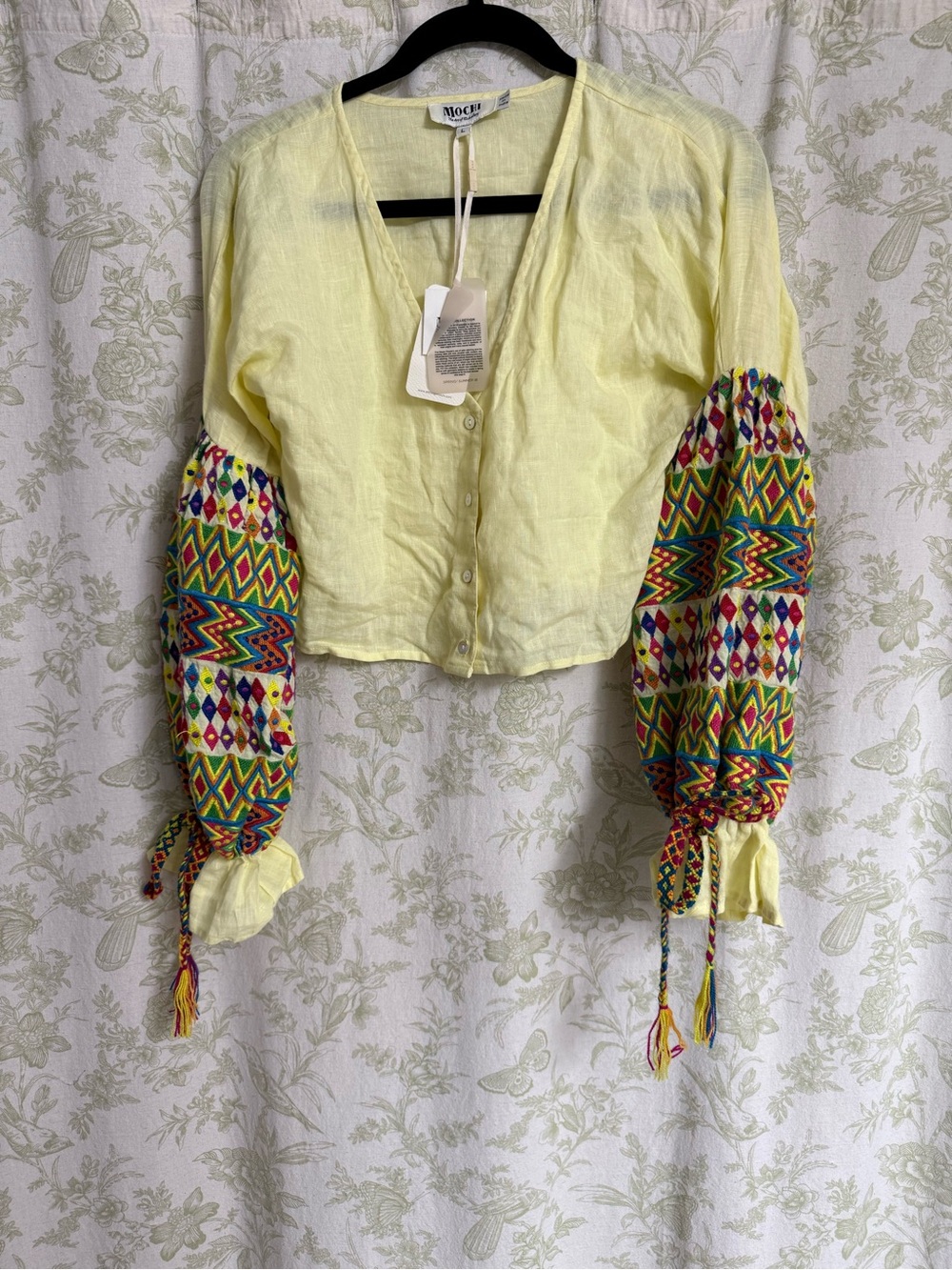 All Things Mochi Linen Blouse